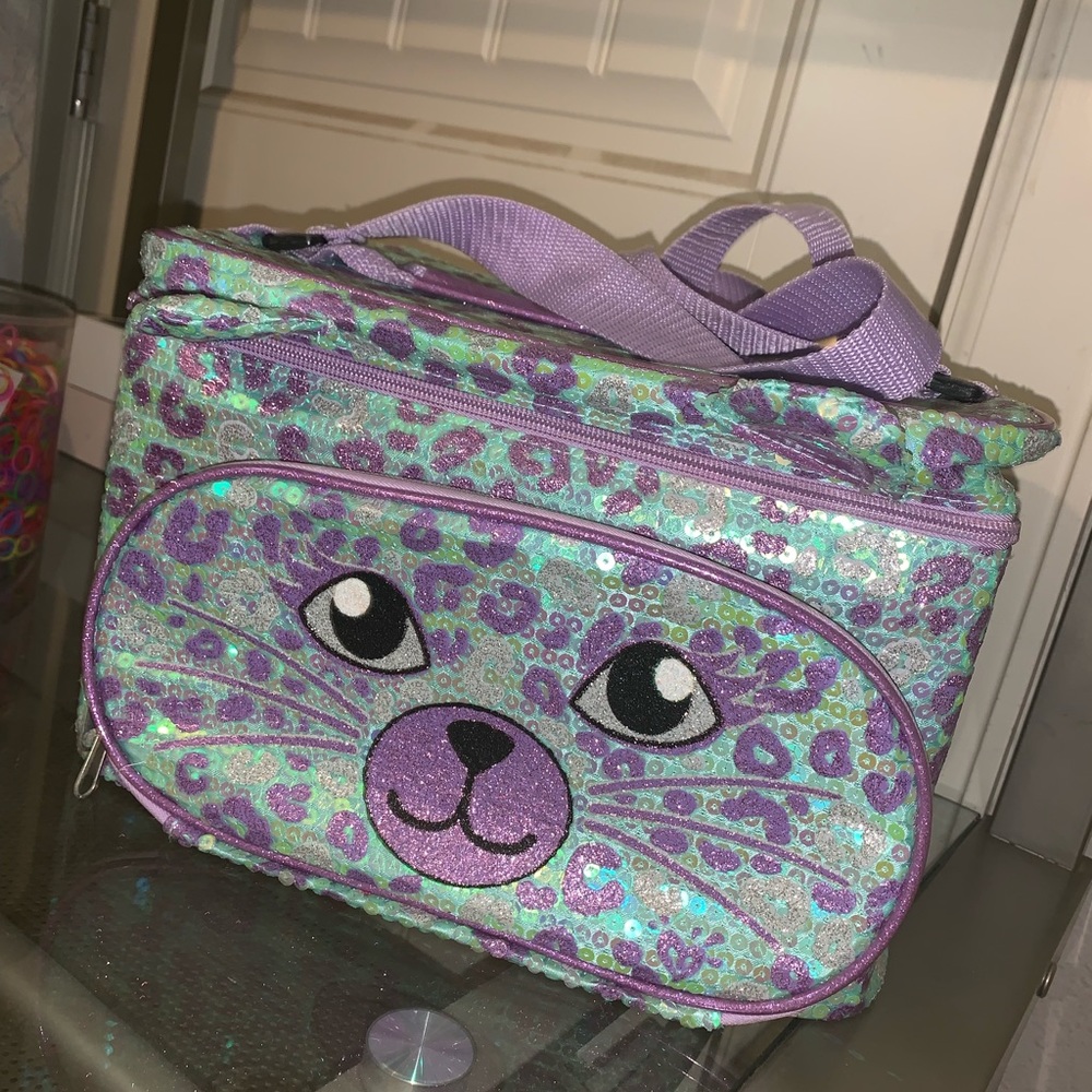 Kids beauty/toy box